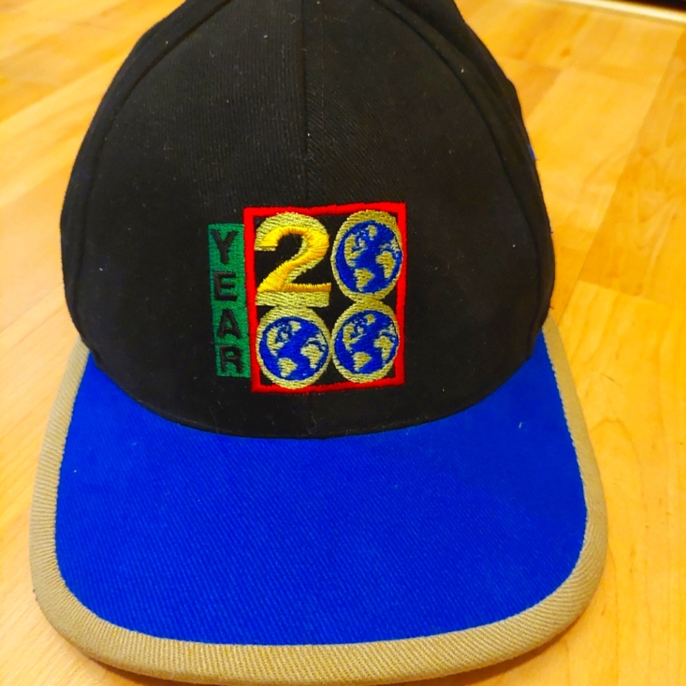 Vintage year 2000 cap hat